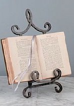Seville Tabletop Plate Easel