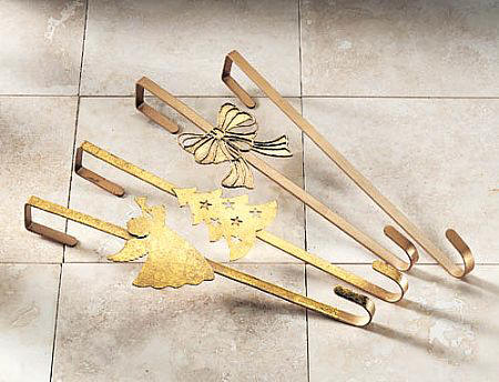 Display Cases & Accessories - Wreath Hangers and Christmas Wreath Holders