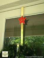 Wreath Hanger - Gold Poinsettia