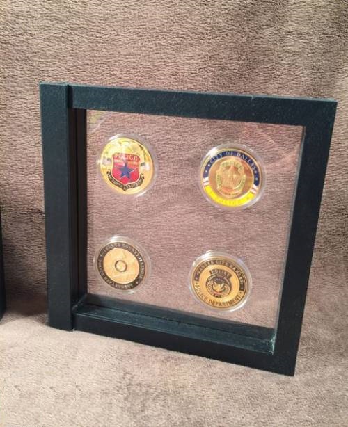 Challenge Coin Case - Four Coin Display