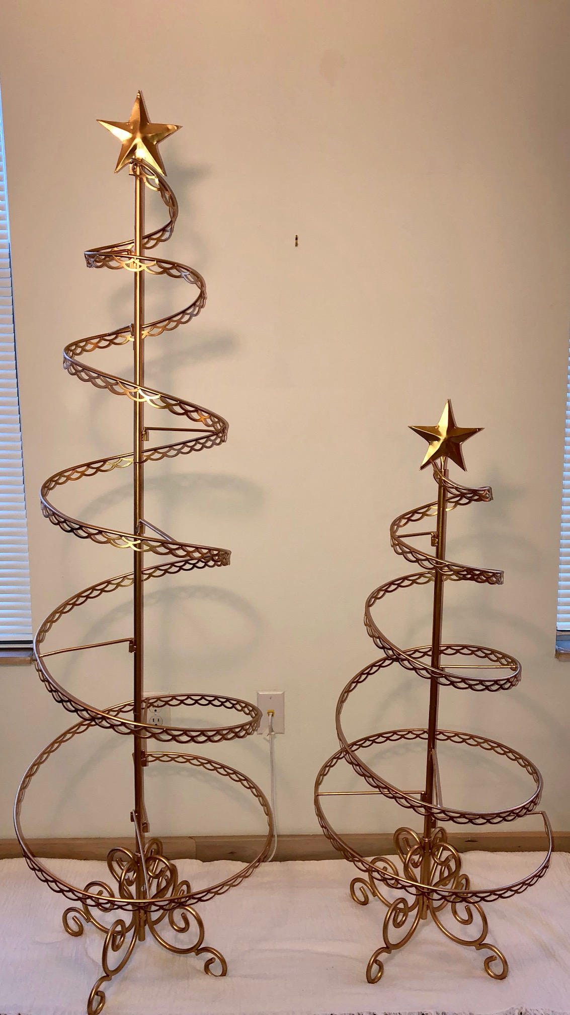 Ornament Trees - Spiral Wire Ornament Tree - 3 Foot, Ornament